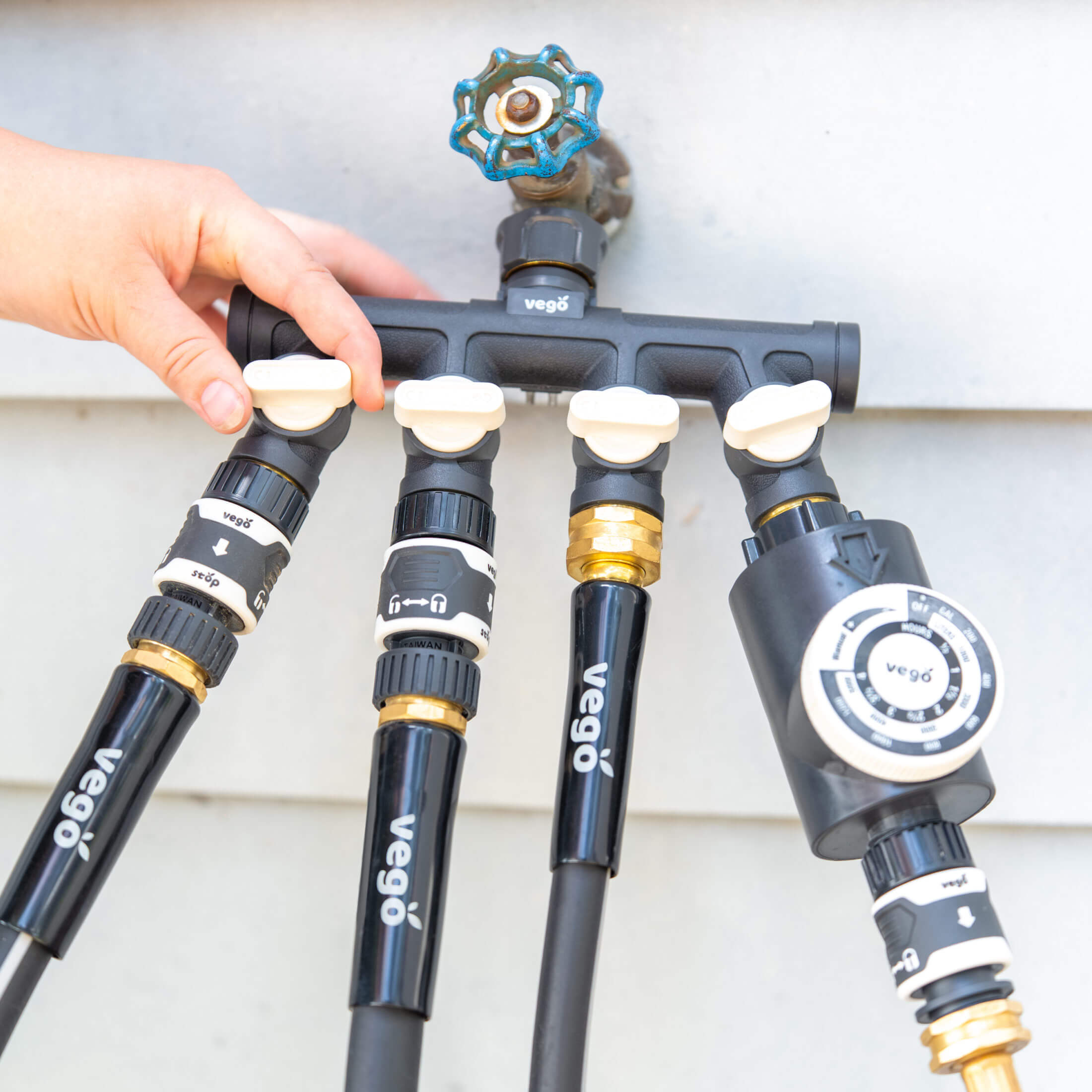 4 - Way Hose Splitter - Team Grow