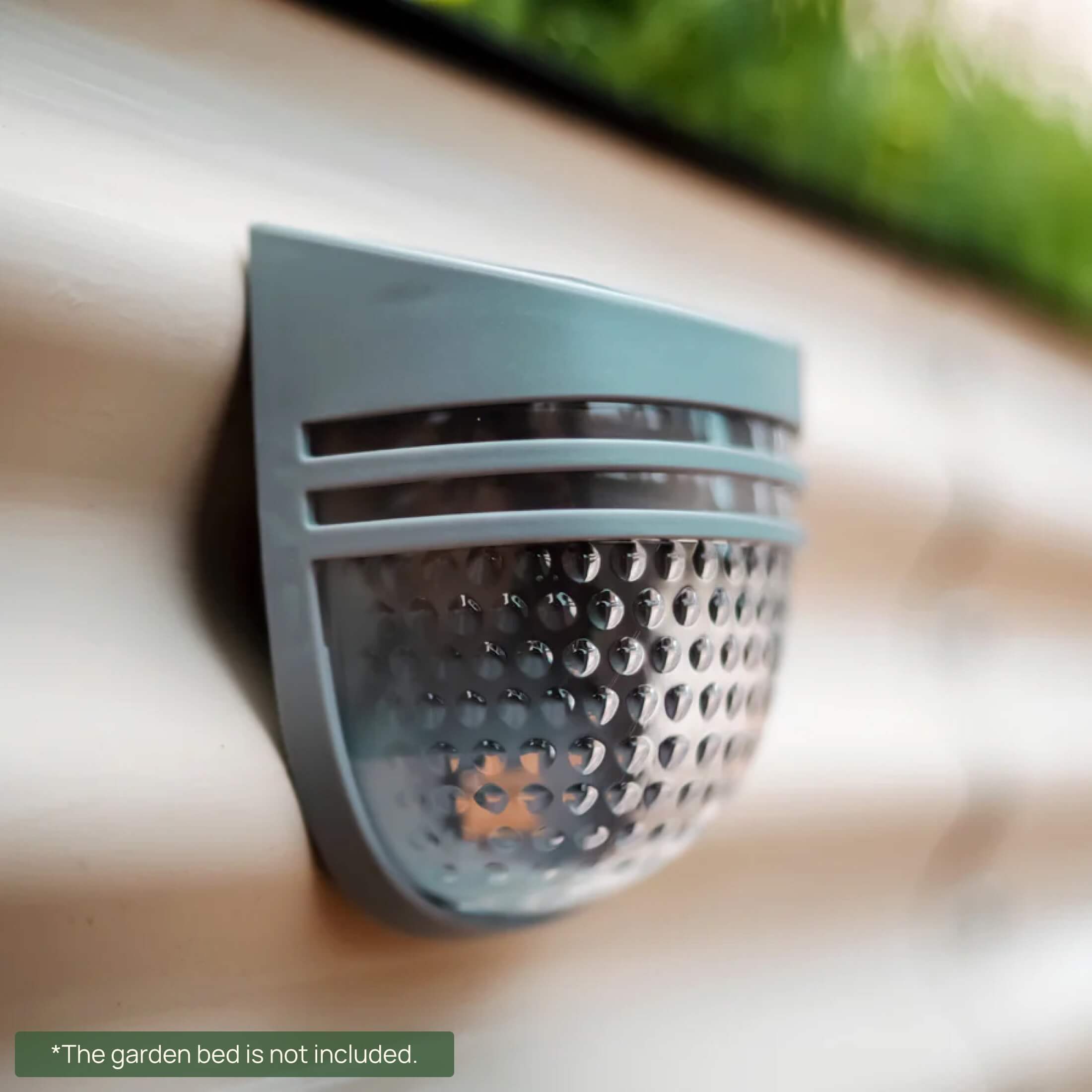 Dappled Solar Garden Light