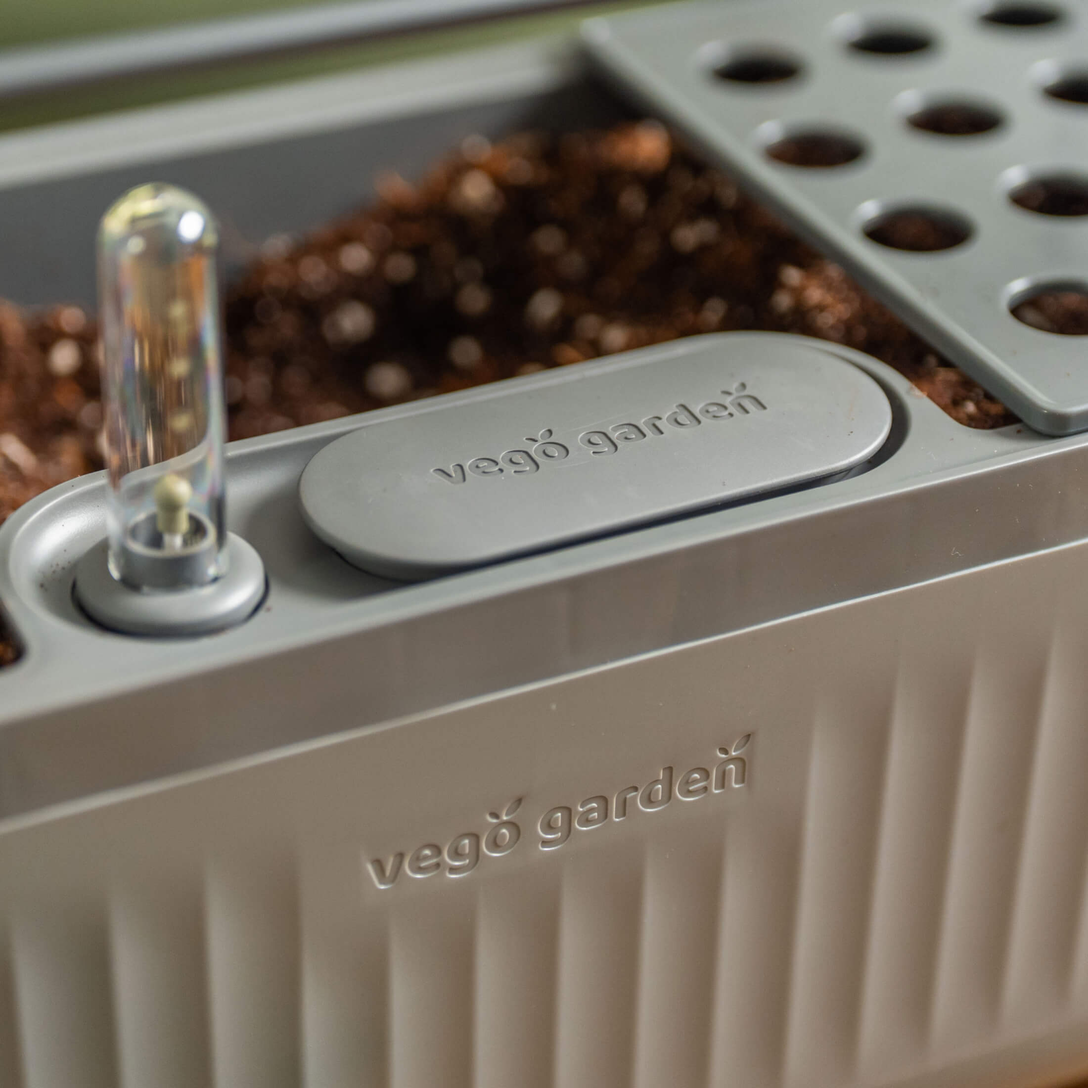 EZ Self-Watering Herb Planter with Trellis Gen 2