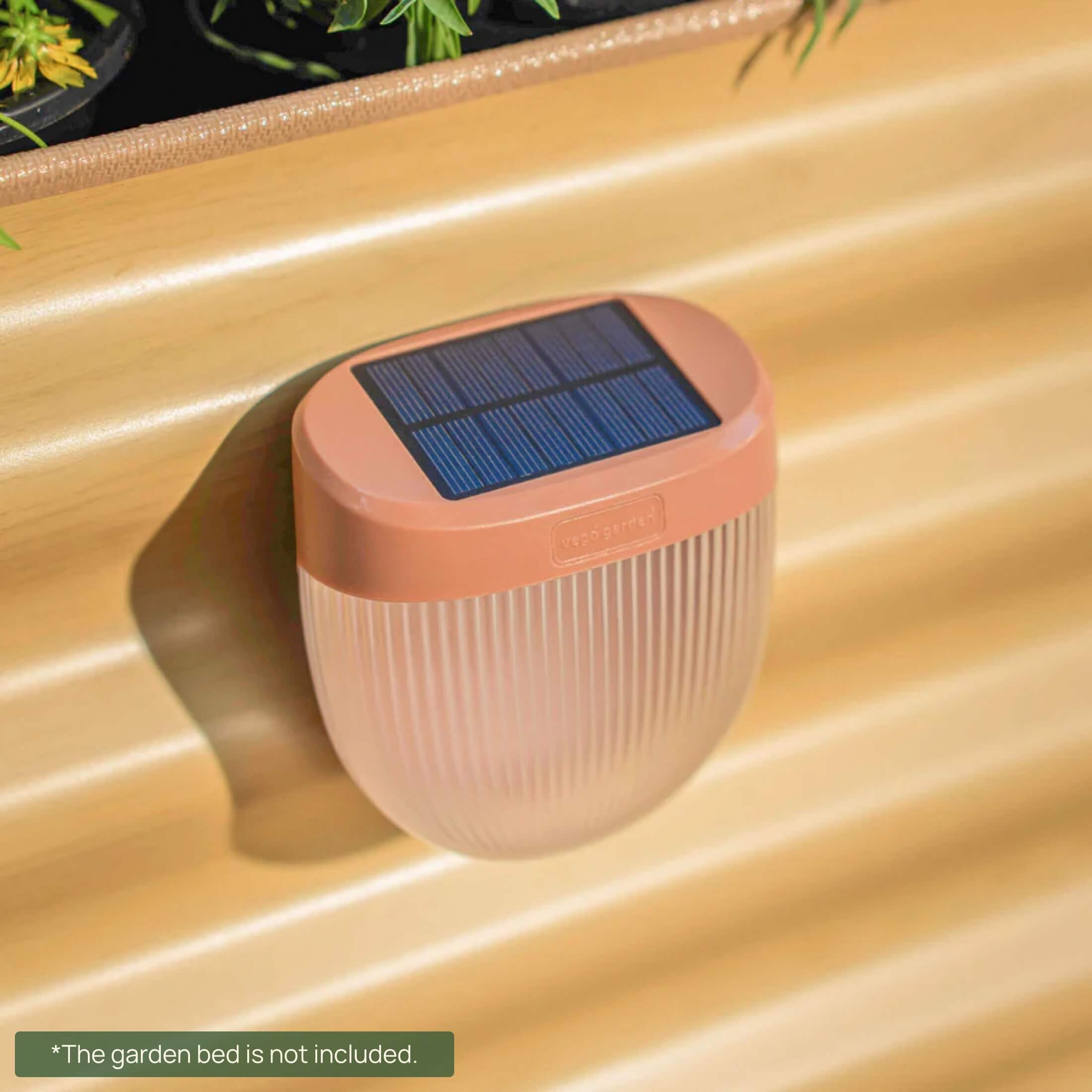 Rippled Solar Garden Light