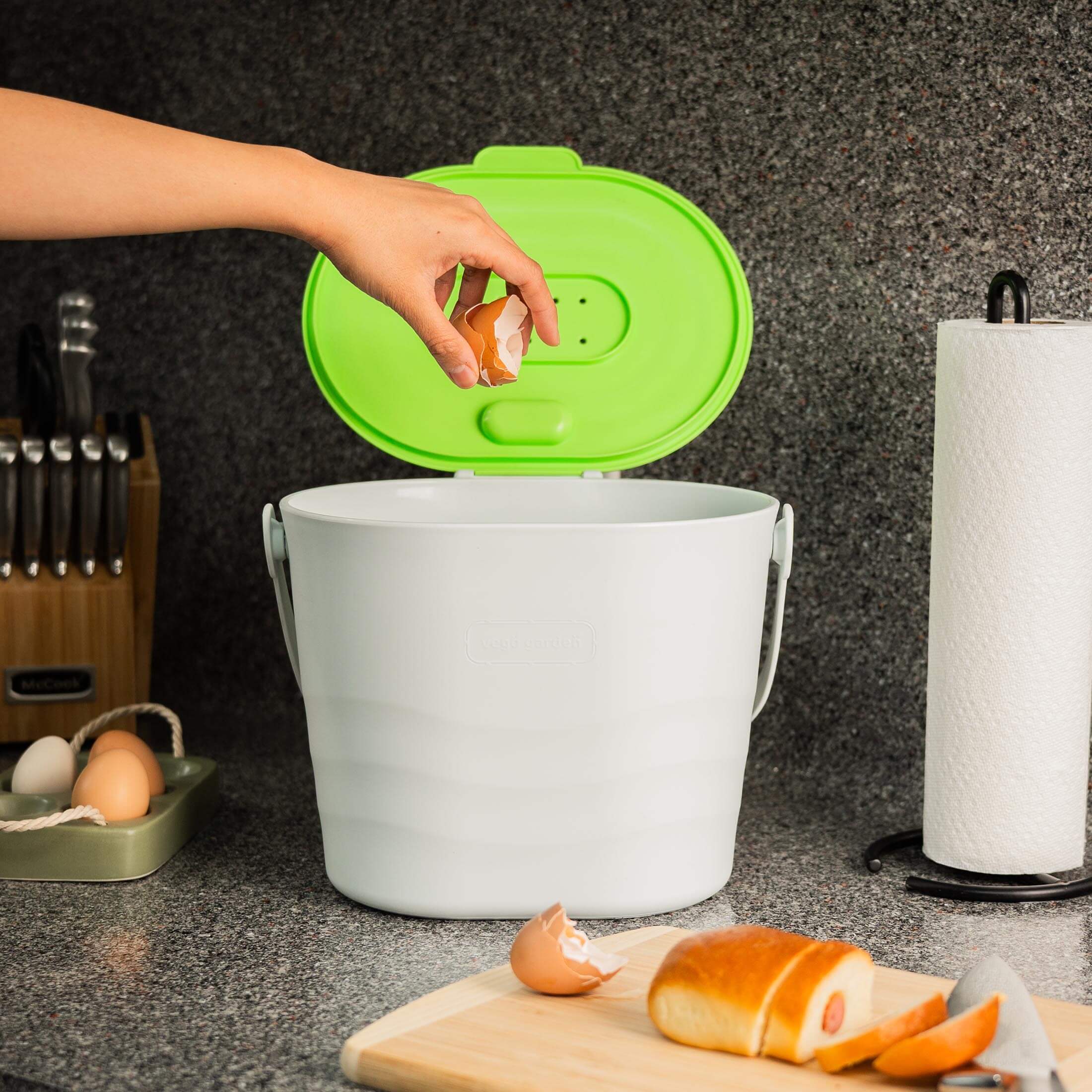 Kitchen Compost Caddy - Team Grow