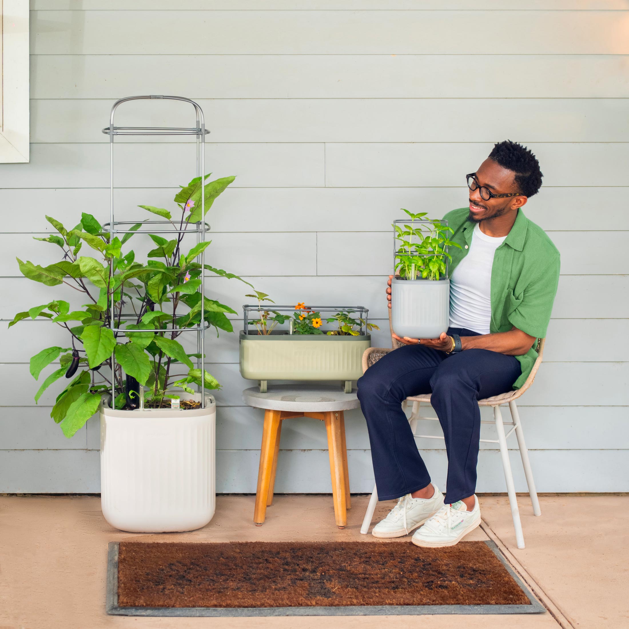 self watering planter indoor Self-Watering Mini Planter Pot with Trellis