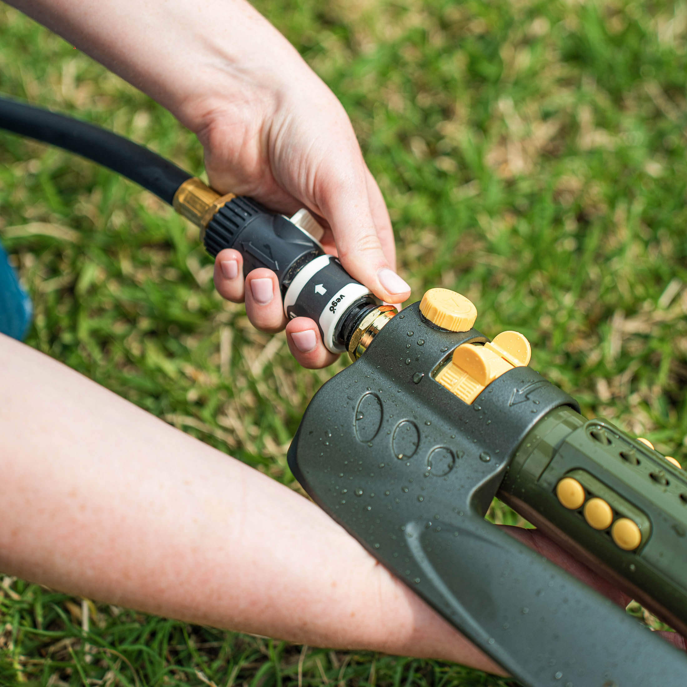 Vego 20 - Nozzle Oscillating Sprinkler - Team Grow