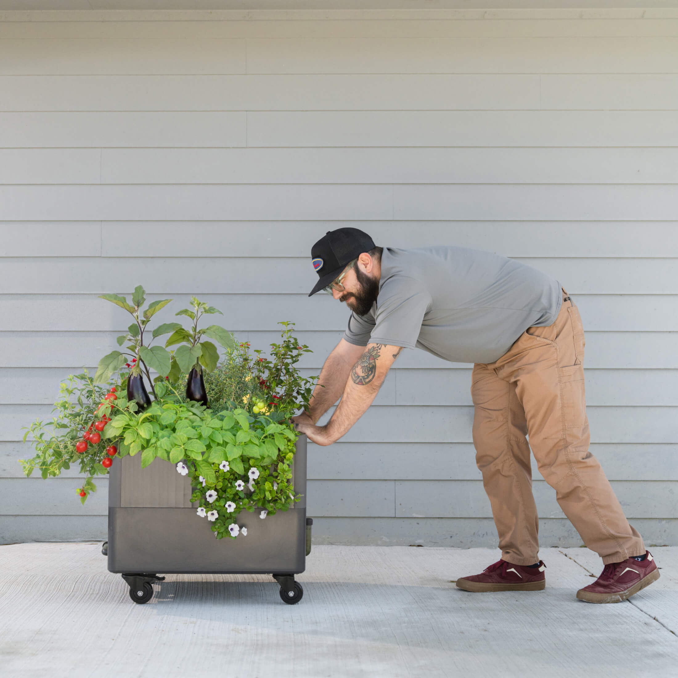 EZCube Self-Watering Rolling Planter 21” x 24”