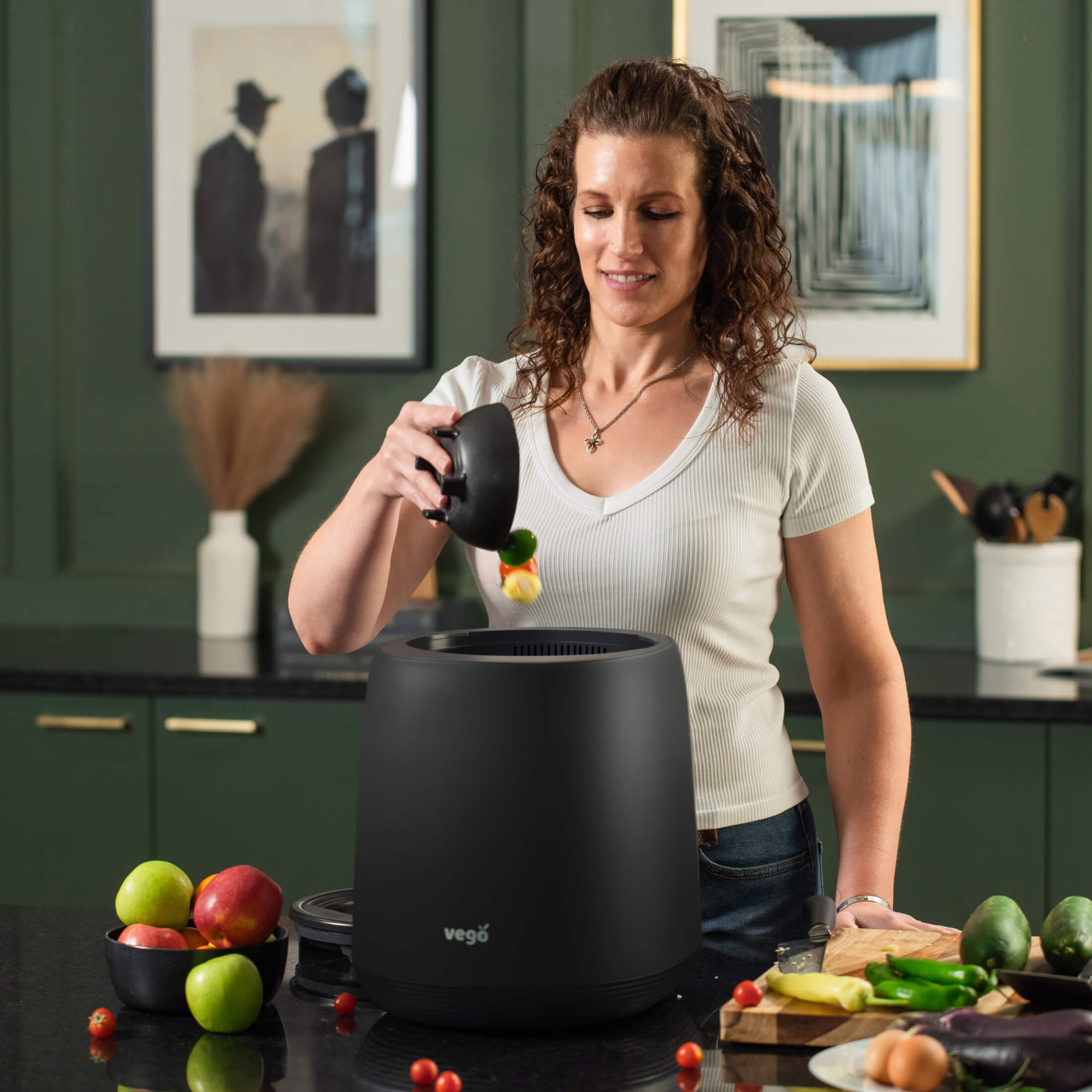 Vego Kitchen Composter - Team Grow